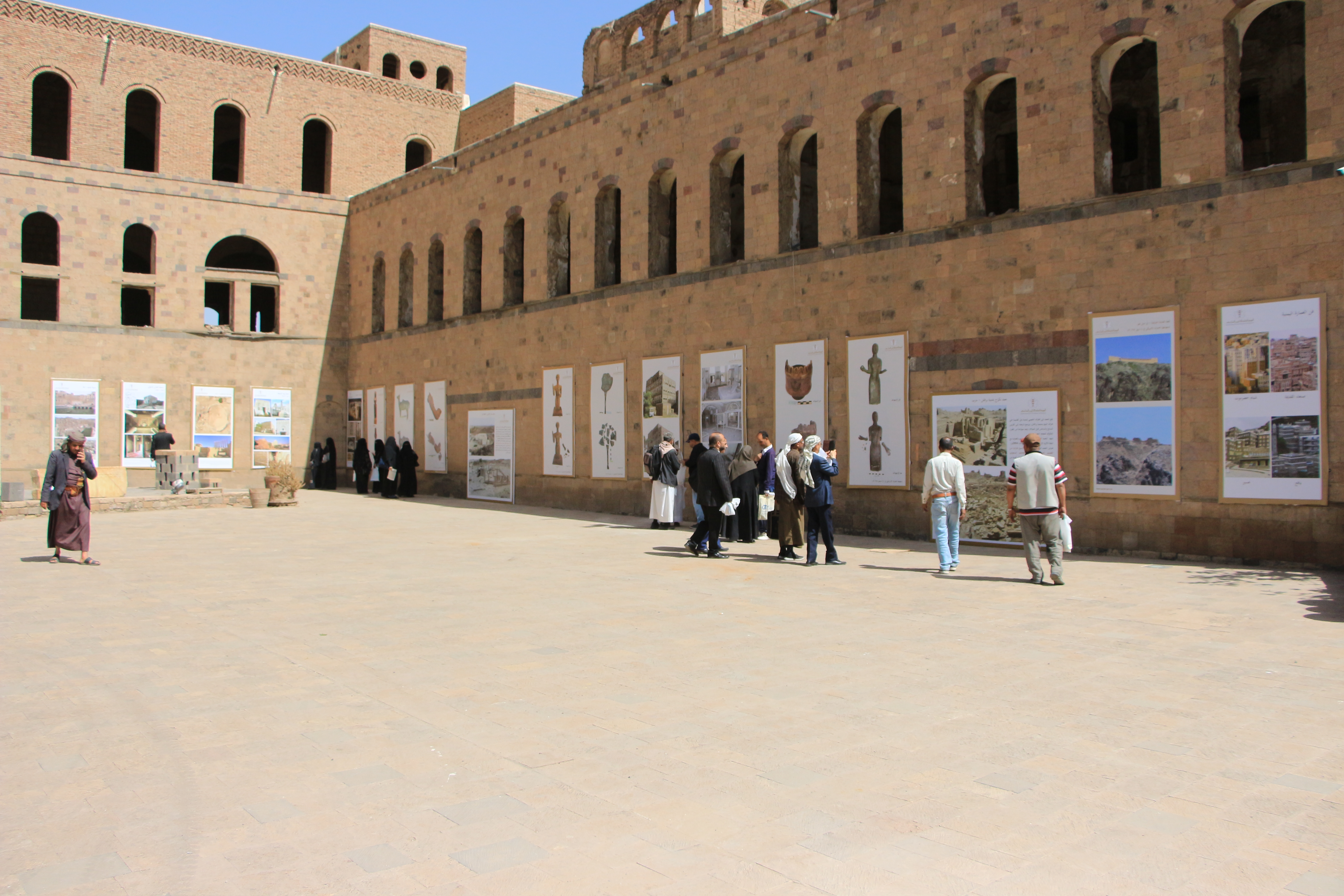 افتتاح معرض صور للمواقع والمعالم الأثرية والتاريخية المستهدفة بمناسبة اليوم العالمي للمتاحف - صورة إضافية 3